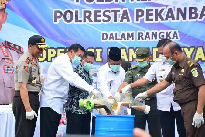 Kapolda Riau Sebut Akan Sikat Habis, Walau Itu Anggotanya